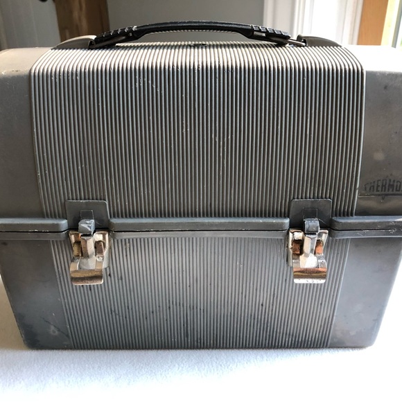 Vintage 1960’s Grey Thermos Lunch Box - Picture 2 of 8